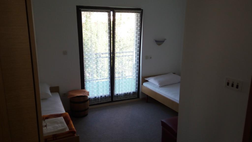 Rooms Rafomarija Međugorje Buitenkant foto